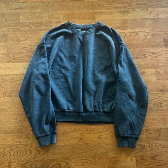 Urban Outfitters BDG Oversized Black Gray Crewneck Sweatshirt Boxy M Terry Soft - Picture 3 of 4